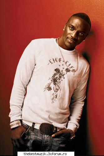 akon s-a nascut pe data de 14 octombrie 1981 in senegal, unde si-a petrecut si o parte din